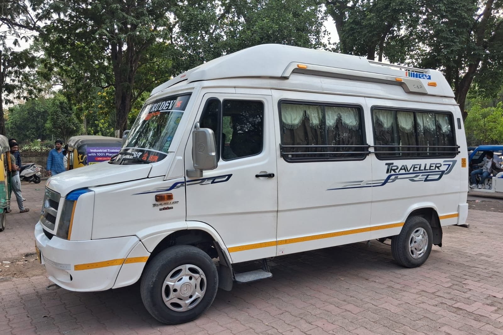 Parineeti Taxi Service Goa